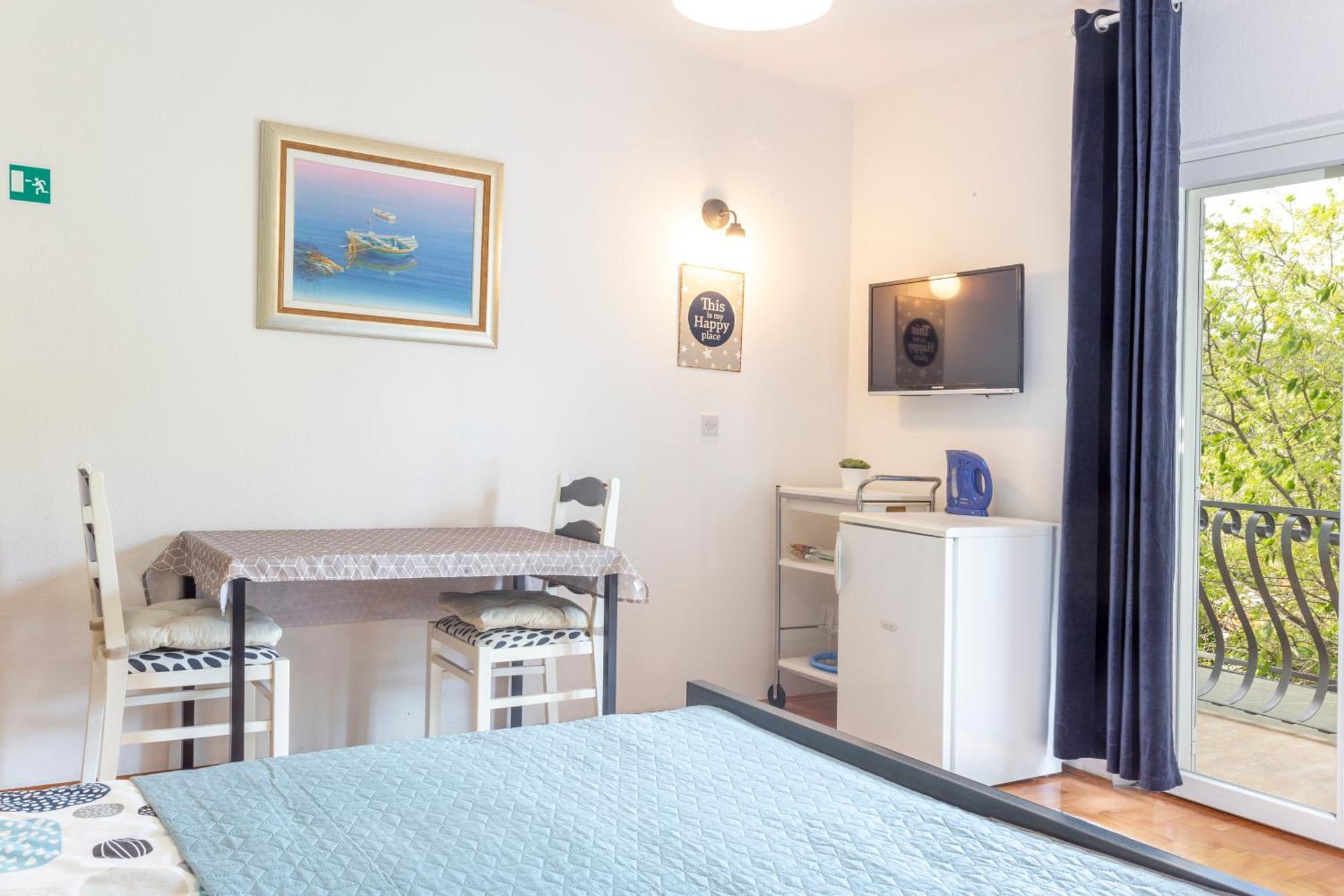 Mamma Mia Apartments-City Center Hvar Town Exterior photo