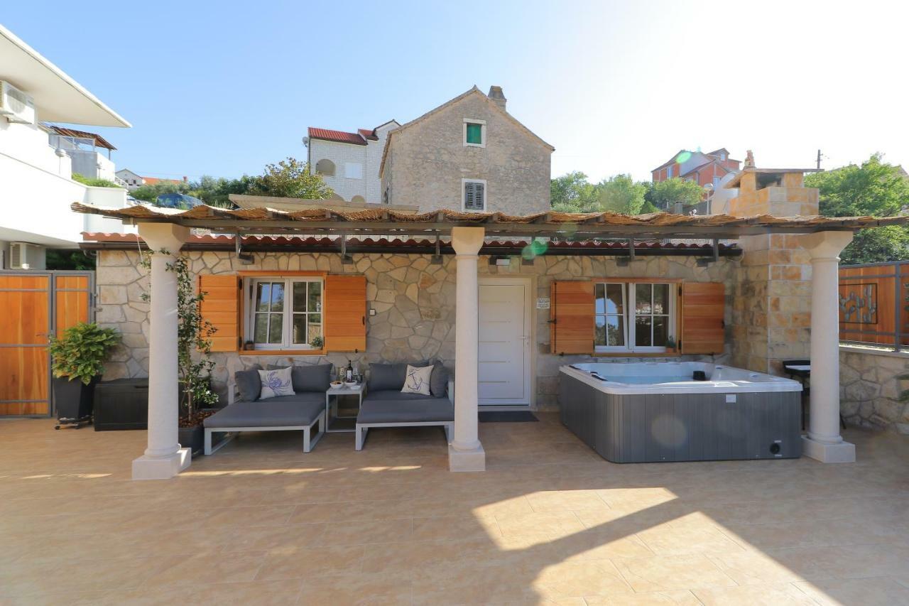 Mamma Mia Apartments-City Center Hvar Town Room photo